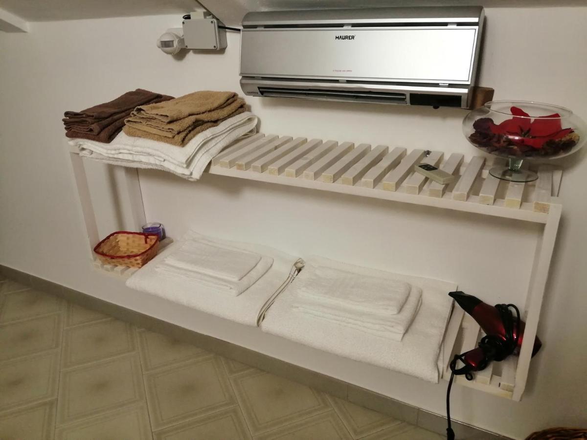 B&B La Camelia Сантерамо ин Коле Екстериор снимка